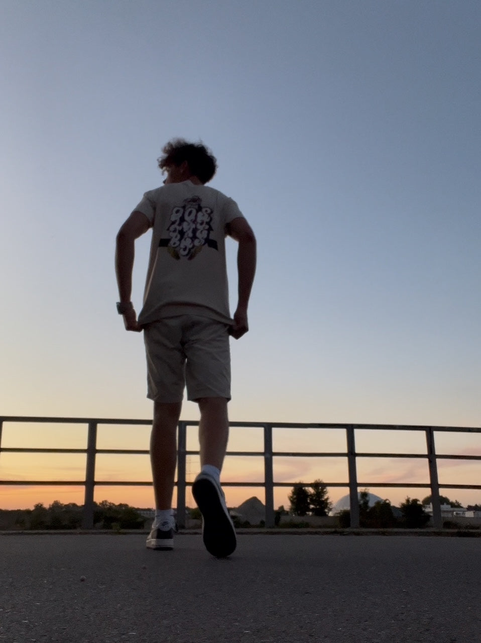 Retro Tee , Vintage old school 80-90s